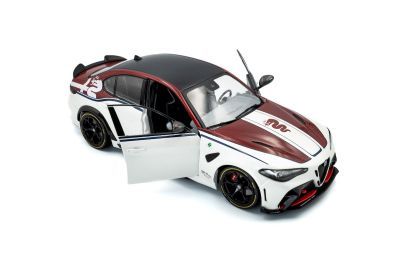 Метален автомобил Alfa Romeo Giulia GTA-M 2022 SOLIDO 1:18 - 1806907 