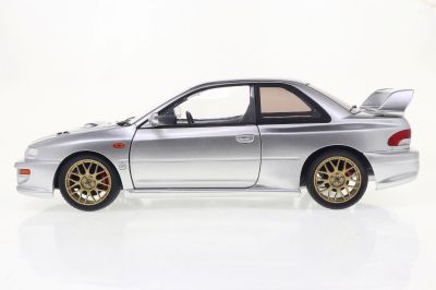 Метален автомобил SUBARU IMPREZA 22B SILVER 1998 SOLIDO 1:18 - 1807408