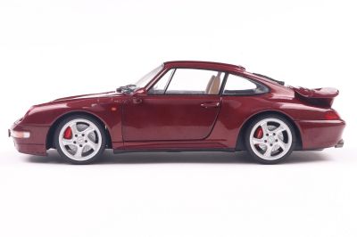 Метален автомобил PORSCHE 911 1997 SOLIDO 1:18 - 1810102