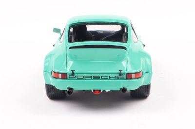 Метален автомобил PORSCHE 911 IROC MINT GREEN 1974 SOLIDO 1:18 - 1810705 