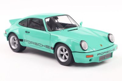 Метален автомобил PORSCHE 911 IROC MINT GREEN 1974 SOLIDO 1:18 - 1810705 