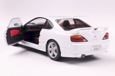 Метален автомобил NISSAN SILVIA S15 1999 SOLIDO 1:18 - 1812201 