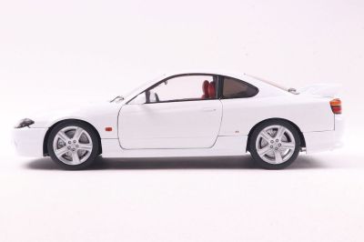 Метален автомобил NISSAN SILVIA S15 1999 SOLIDO 1:18 - 1812201 