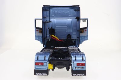 Метален камион влекач SCANIA S770 HIGHLINE FROST EDITION 2021 SOLIDO 1:24