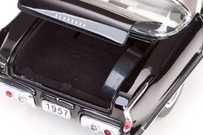 Метална кола Cadillac Eldorado Brougham 1957 SUN STAR SS4001