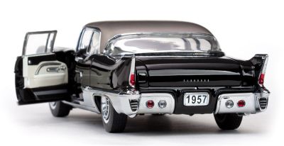 Метална кола Cadillac Eldorado Brougham 1957 SUN STAR SS4001
