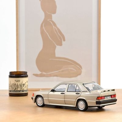 Метална кола Mercedes Benz 190E 2.3 16V 1984 Norev 1:18 - 183831