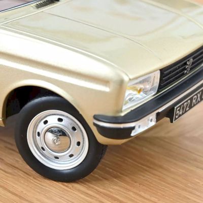 Метална кола Peugeot 104 GR 1981 Norev 1:18 - 184904
