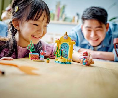 Конструктор LEGO Disney Princess 43235 Музикалната сцена на Ариел
