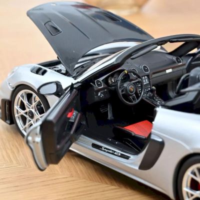 Метална кола Porsche 718 Spyder RS 2023 Norev 1:18 - 187270