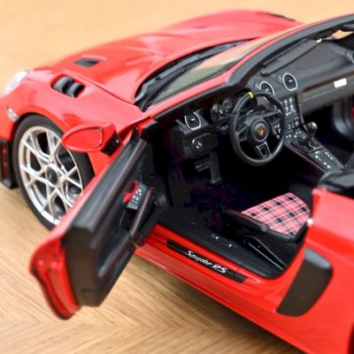 Метална кола Porsche 718 Spyder RS 2023 Norev 1:18 - 187271