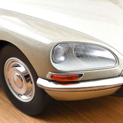Метална кола Citroen DS 23 Pallas 1973 Norev 1:18 - 121730