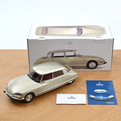 Метална кола Citroen DS 23 Pallas 1973 Norev 1:18 - 121730