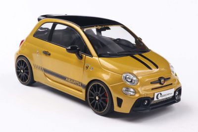 Метален автомобил Fiat F595 Abarth 2024 SOLIDO 1:18 - 1811306