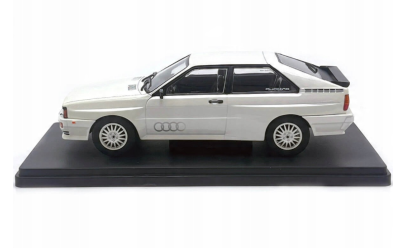 Метална кола Audi Quattro 1981 WHITE BOX 124247