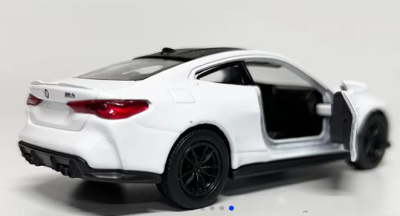 Метална кола BMW M4 Welly 1:34 бяла