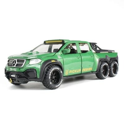 Метален автомобил Mercedes пикап със звук и светлини 1/24 зелен
