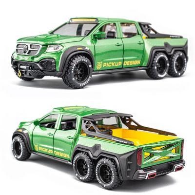 Метален автомобил Mercedes пикап със звук и светлини 1/24 зелен