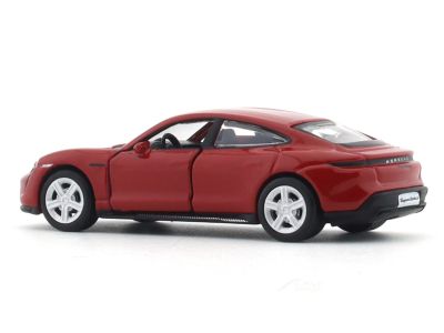Метална кола Porsche Taycan Turbo S MAISTO 1:64  