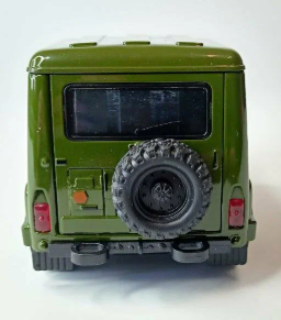 Метален джип УАЗ 1:18 зелен