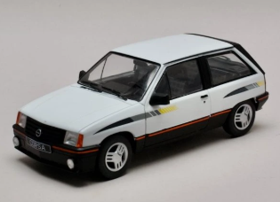 Метална кола Opel Corsa A SR 1985 WHITE BOX 124239