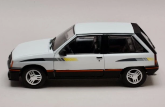 Метална кола Opel Corsa A SR 1985 WHITE BOX 124239
