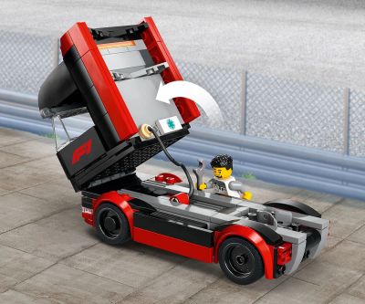 Конструктор LEGO City 60445 Камион от F1 с коли RB20 и AMR24 от F1