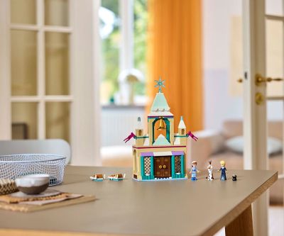 Конструктор LEGO Disney 43265 Замръзналият замък на Арендел