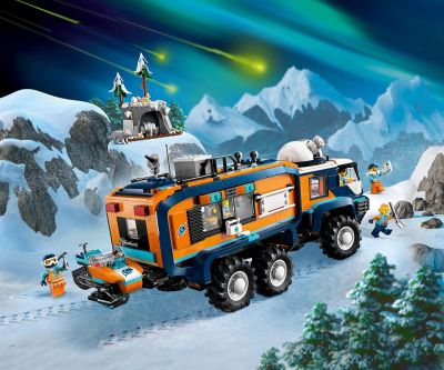 Конструктор LEGO City 60471 Камион с научна лаборатория за арктически изследователи