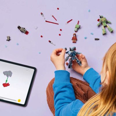 Конструктор LEGO Marvel 76320 Железния човек и Бойна машина срещу дроновете на Хамър 