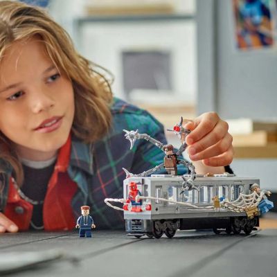 Конструктор LEGO Marvel 76321 Спайдърмен срещу Док Ок 