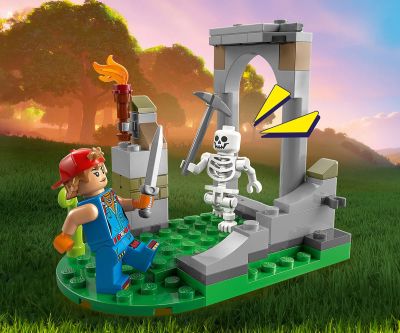 Конструктор LEGO Fortnite 77075 Лагерът на Peely и Sparkplug