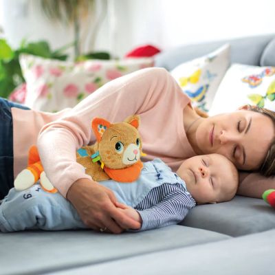 Плюшено коте с мелодии Clementoni Baby 17771