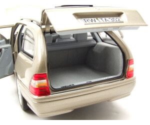 Метална кола Mercedes-Benz C-Class Norev 1:18 - 183388