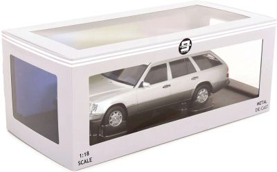 Метален автомобил Mercedes-Benz E-Class T Model S124 1995 Triple9 Collection 1:18 T91800361