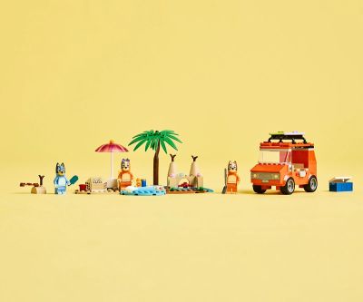Конструктор Lego Bluey 11202 Пътуване до плажа със семейната кола на Блуи