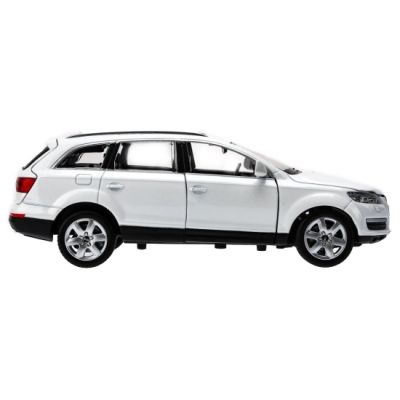 Метален автомобил Audi Q7 1/24 MSZ 68249