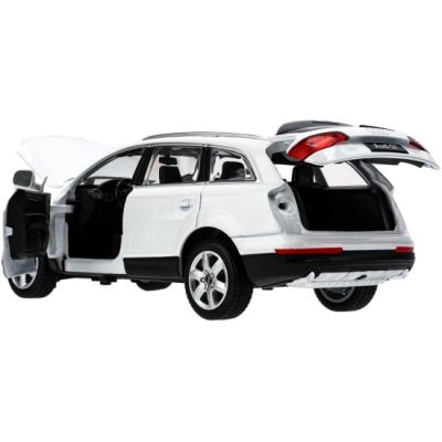 Метален автомобил Audi Q7 1/24 MSZ 68249