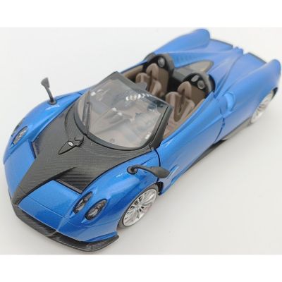 Метален автомобил Pagani Huayra Roadster 1/24 MSZ 68264
