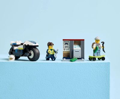 Конструктор LEGO City 60455 Преследване с полицейски мотоциклет