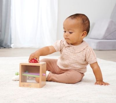 Монтесори кутия с цветни топчета Eichhorn 100006030