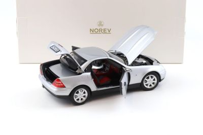 Метална кола Mercedes-Benz SLK Norev 1:18 - 183020