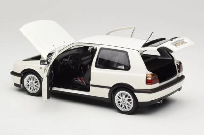 Метална кола Volkswagen Golf GTI Norev 1:18 - 188508