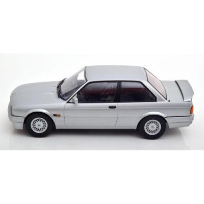Метална кола BMW 325i M-Paket KK Scale 1:18 - 180932