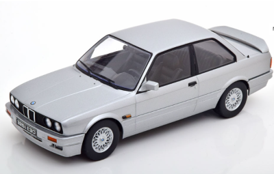 Метална кола BMW 325i M-Paket KK Scale 1:18 - 180932