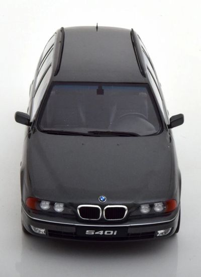 Метална кола BMW 540i KK Scale 1:18 - 181082