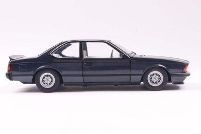 Метален автомобил BMW 635 CSI SOLIDO 1:18 - 1810306 