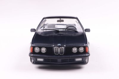 Метален автомобил BMW 635 CSI SOLIDO 1:18 - 1810306 