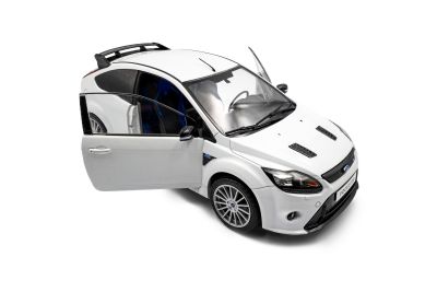 Метален автомобил Ford Focus RS SOLIDO 1:18 - 1813102