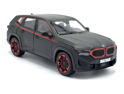 Метален автомобил BMW XM със звук и светлини 1/24 